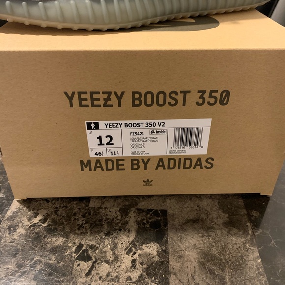Yeezy Boost 350 V2 Israfil - Picture 2 of 5